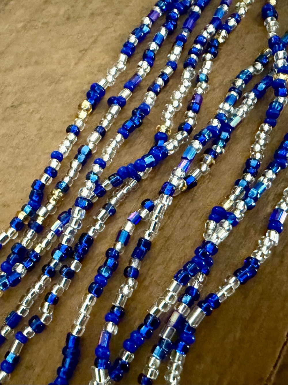 NWT HANDCRAFTED NEPALESE BLUE & METALLIC SILVER MULTI- STRAND SEED BEAD NECKLACE
